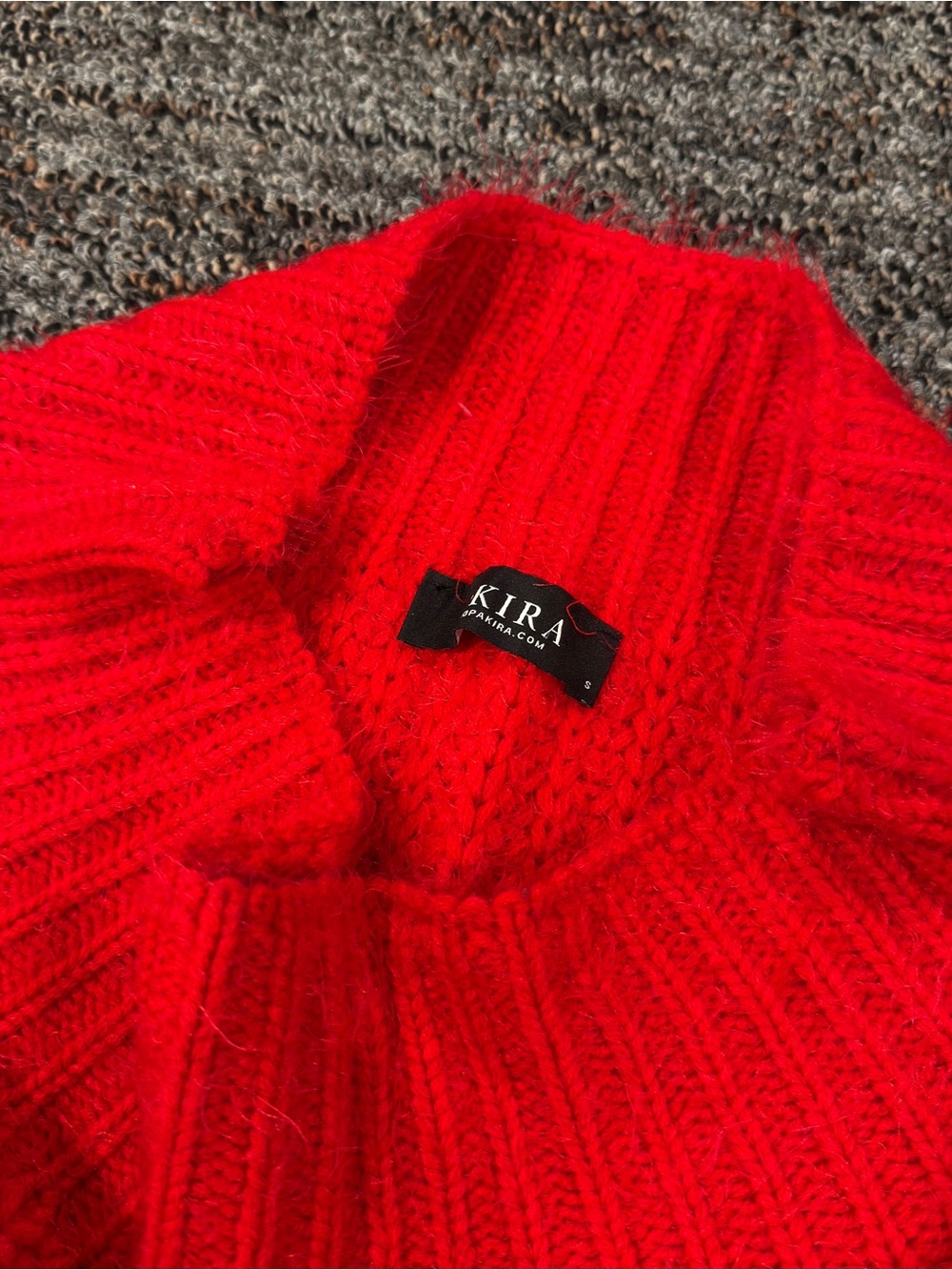 Akira Sweater - Picture 2 of 2